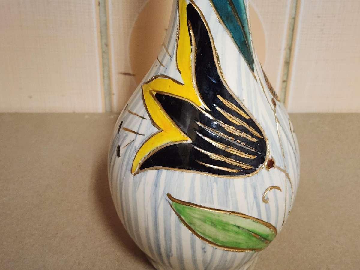 RARE FIND! 20th CENTURY ROUGE FONTAINE BAUDOUR CERAMIQUE BOTTLE-NECK VASE