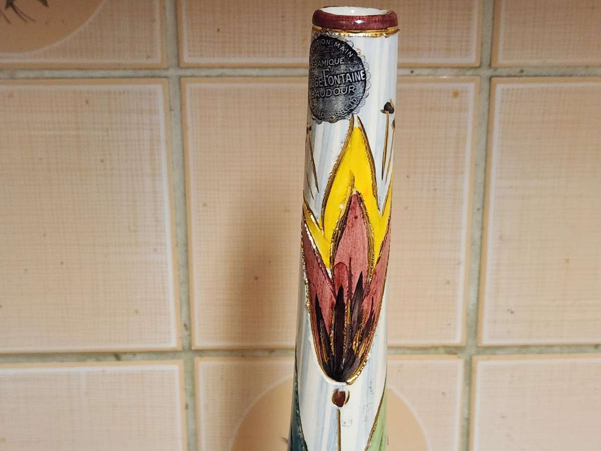 RARE FIND! 20th CENTURY ROUGE FONTAINE BAUDOUR CERAMIQUE BOTTLE-NECK VASE