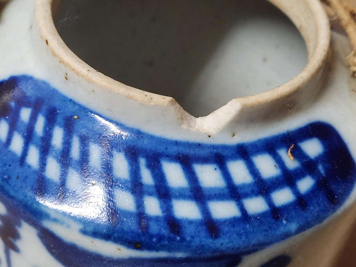 ANTIQUE 1800s CHINESE EXPORT BLUE AND WHITE STONEWARE TEAPOT, CHIP ON RIM