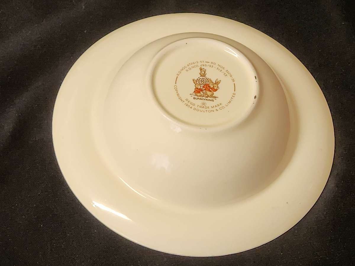 VINTAGE ROYAL DOULTON BUNNYKINS BOWL