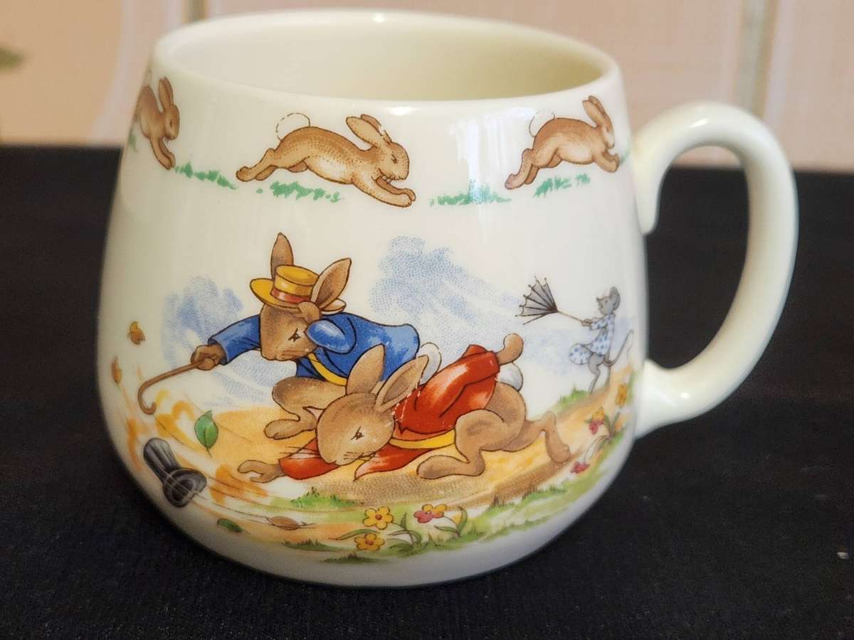 VINTAGE ROYAL DOULTON BUNNYKINS MUG