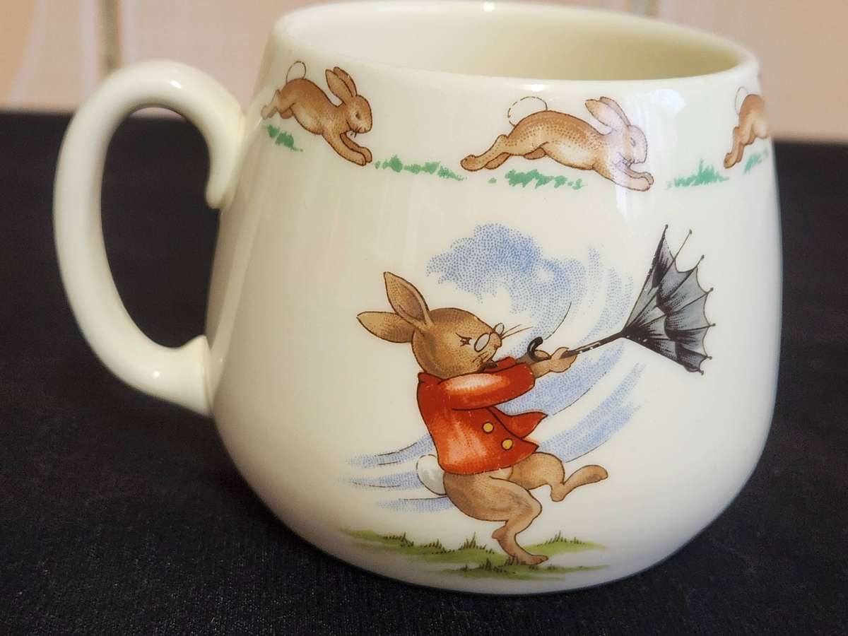 VINTAGE ROYAL DOULTON BUNNYKINS MUG