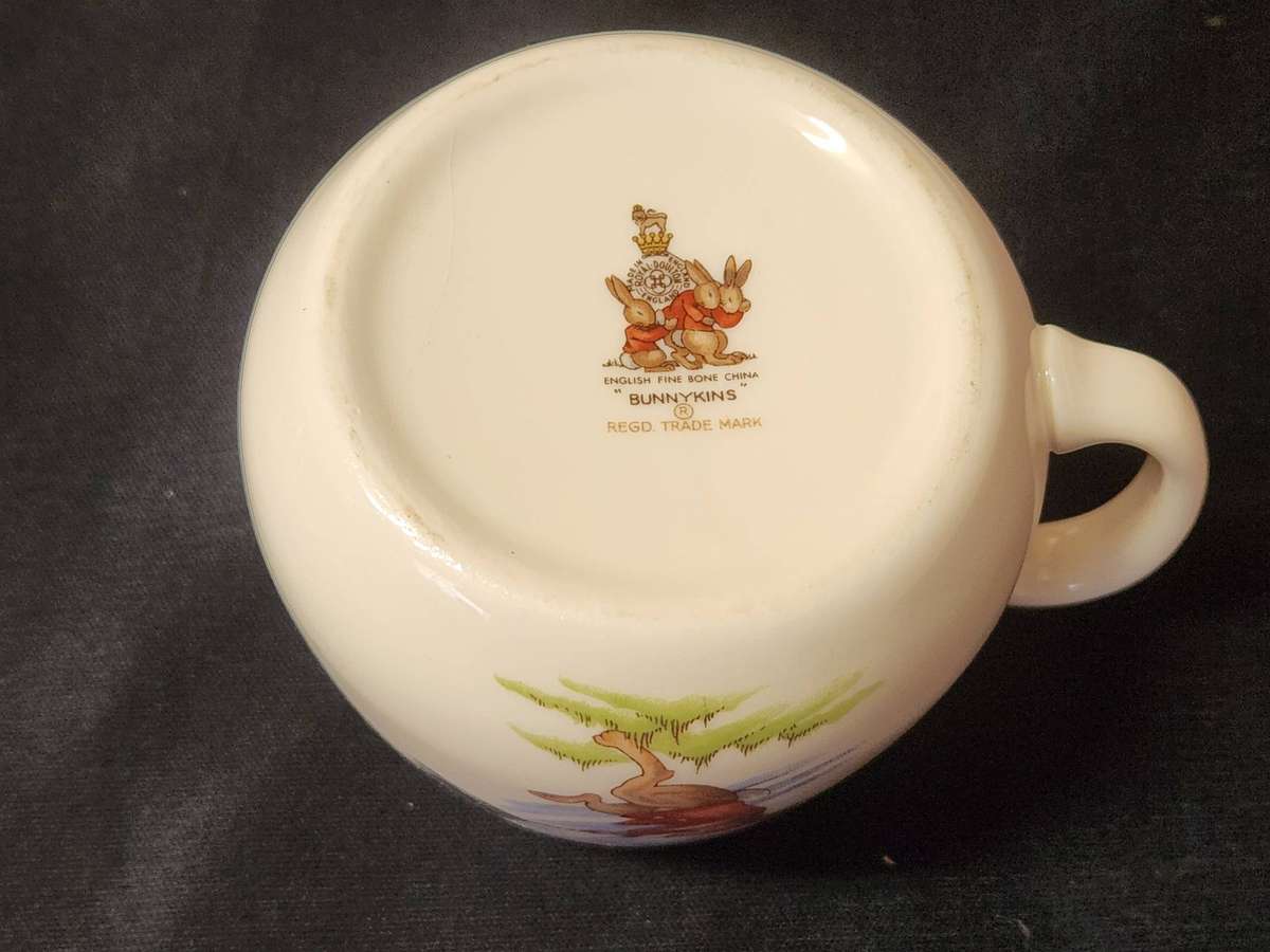 VINTAGE ROYAL DOULTON BUNNYKINS MUG