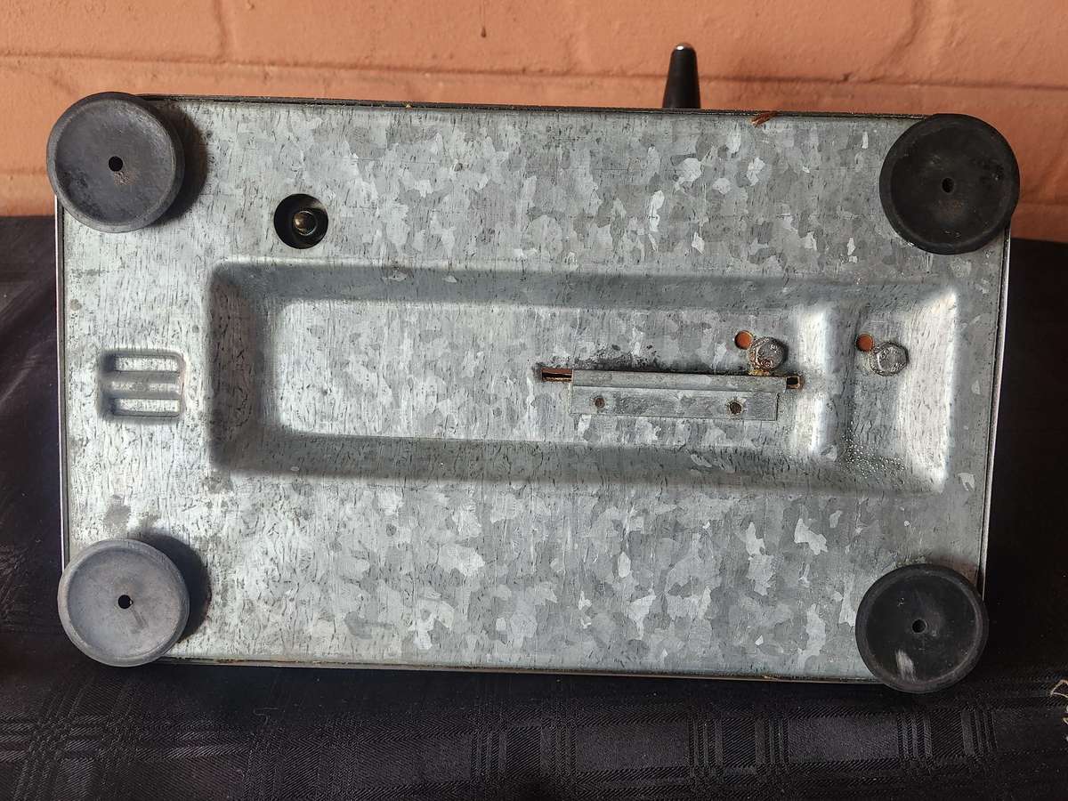 PINEWARE STAINLESS STEEL MEAT/BREAD SLICER