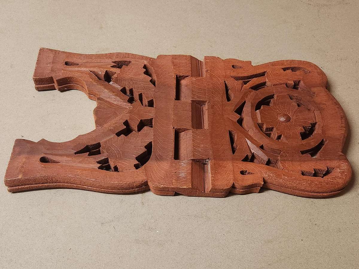 VINTAGE HAND CARVED FOLDING BOOK STAND, BIBLE HOLDER