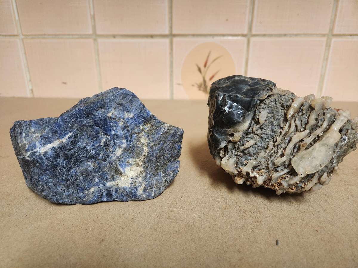 TWO STUNNING RAW MINERAL GEOLOGICAL SPECIMENS, SODALITE AND UNKNOWN
