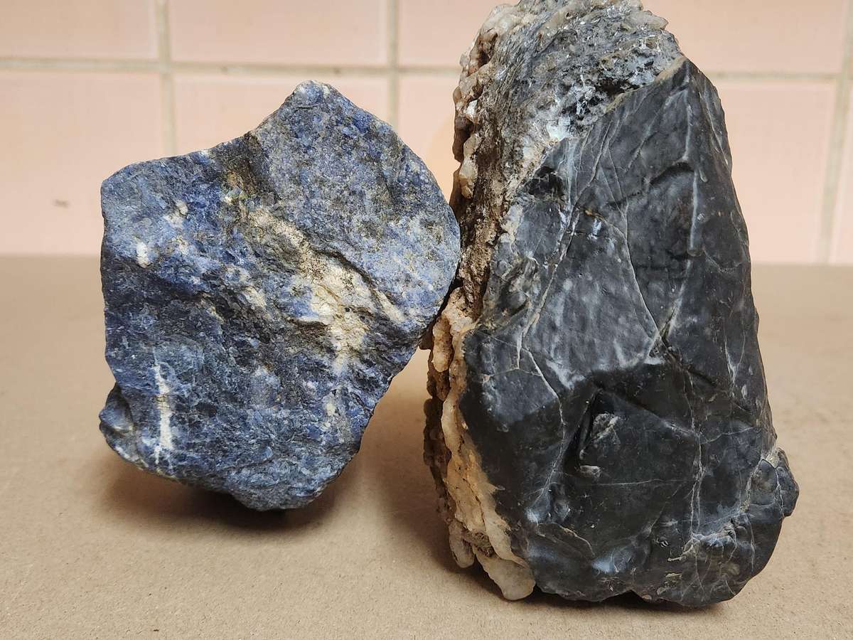 TWO STUNNING RAW MINERAL GEOLOGICAL SPECIMENS, SODALITE AND UNKNOWN