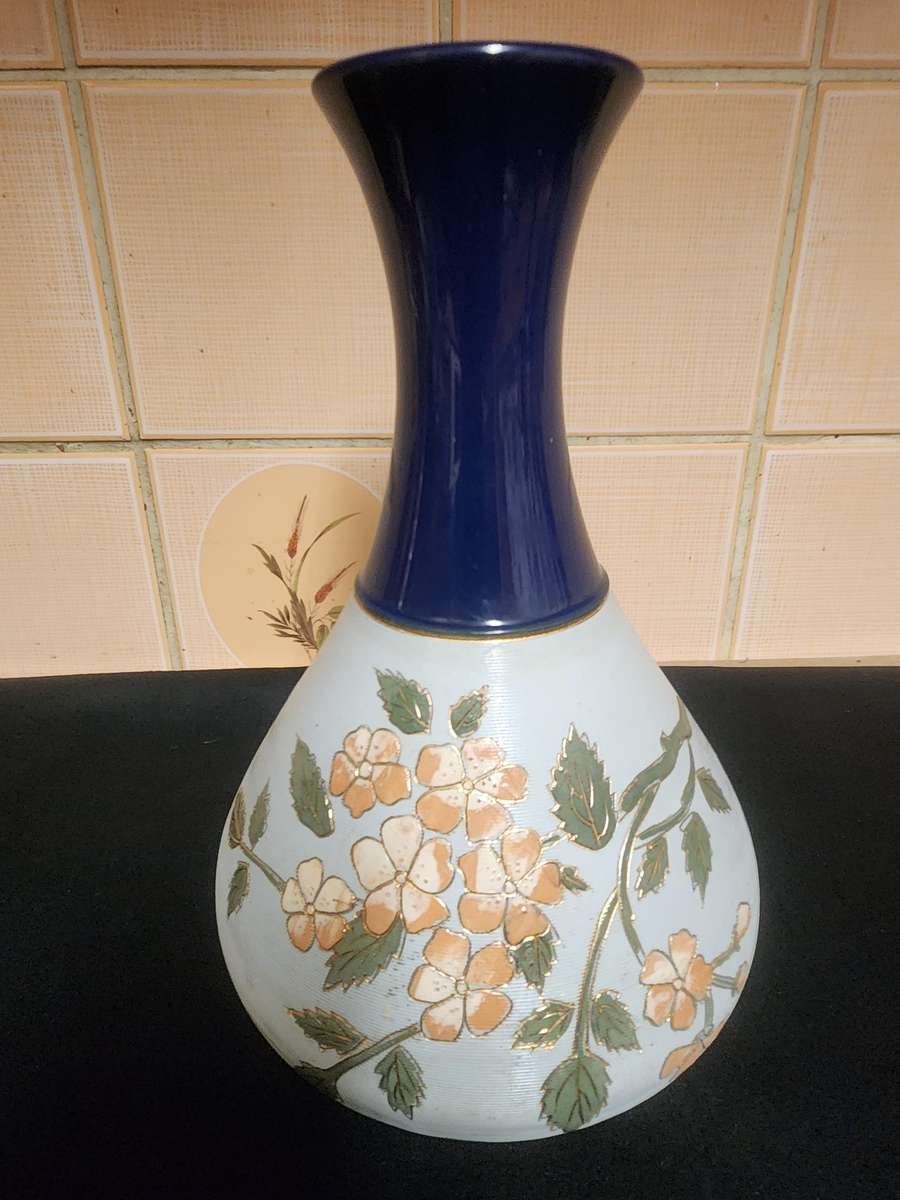 1920s ART DECO LOVATTS LANGLEY LEADLESS GLAZE VASE