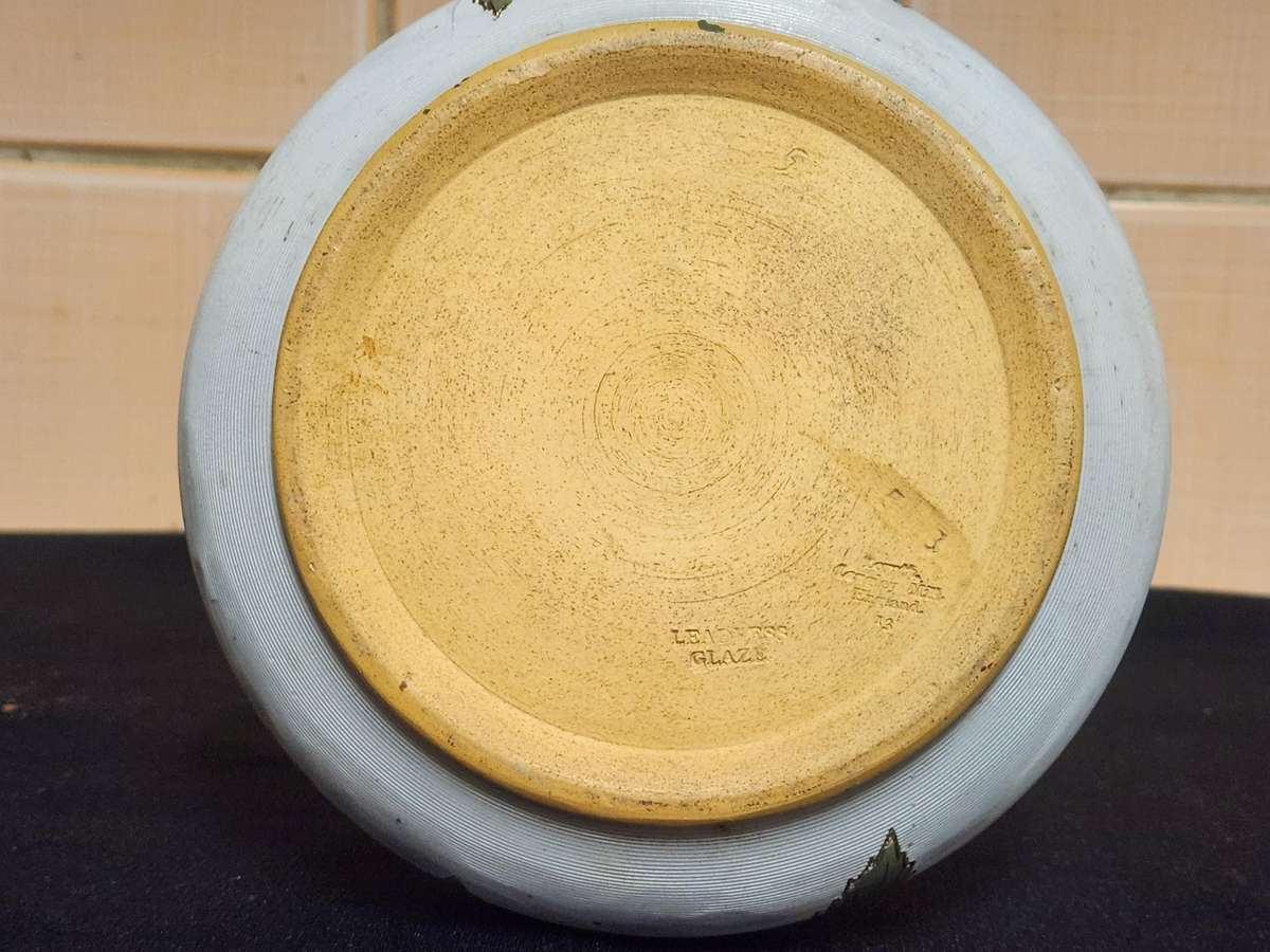 1920s ART DECO LOVATTS LANGLEY LEADLESS GLAZE VASE