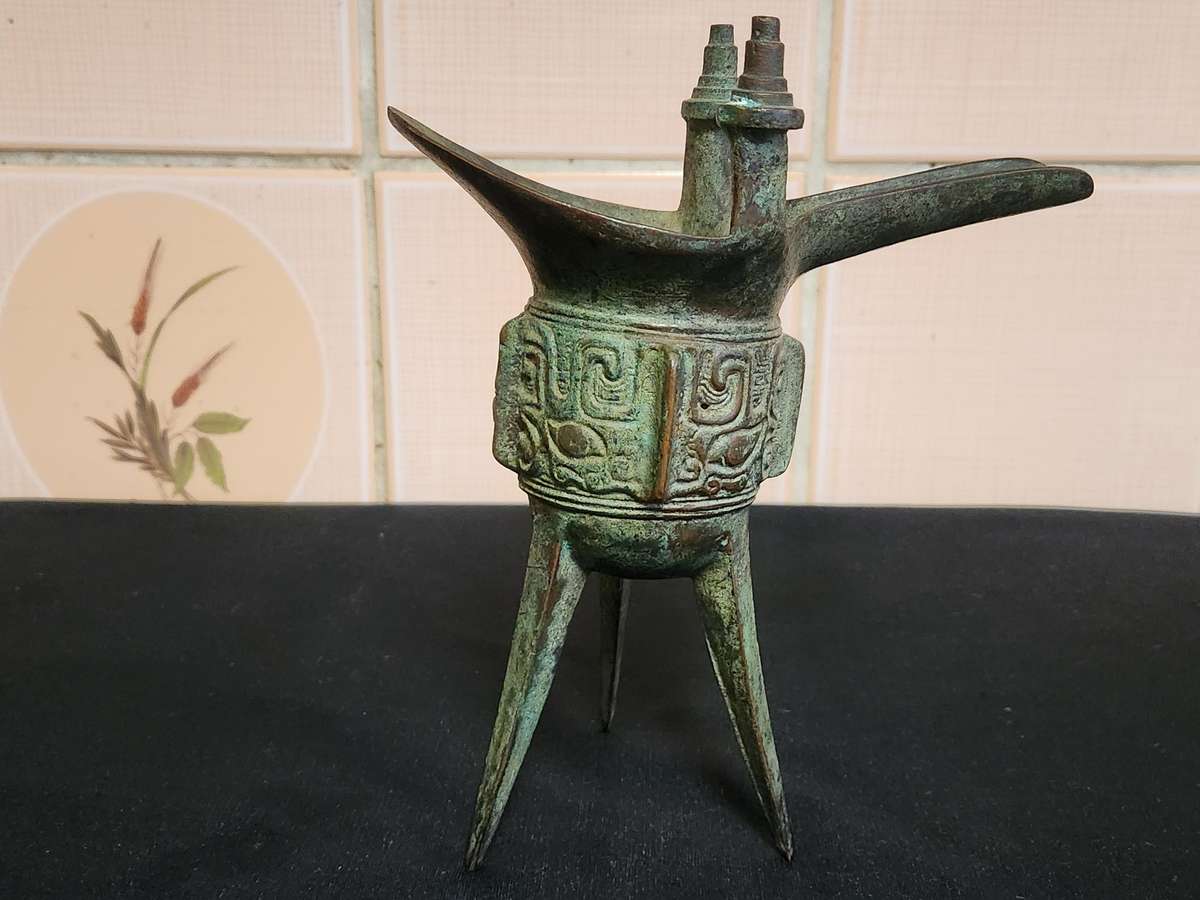 Antique Chinese Bronze Jue Tripod Wine Vessel