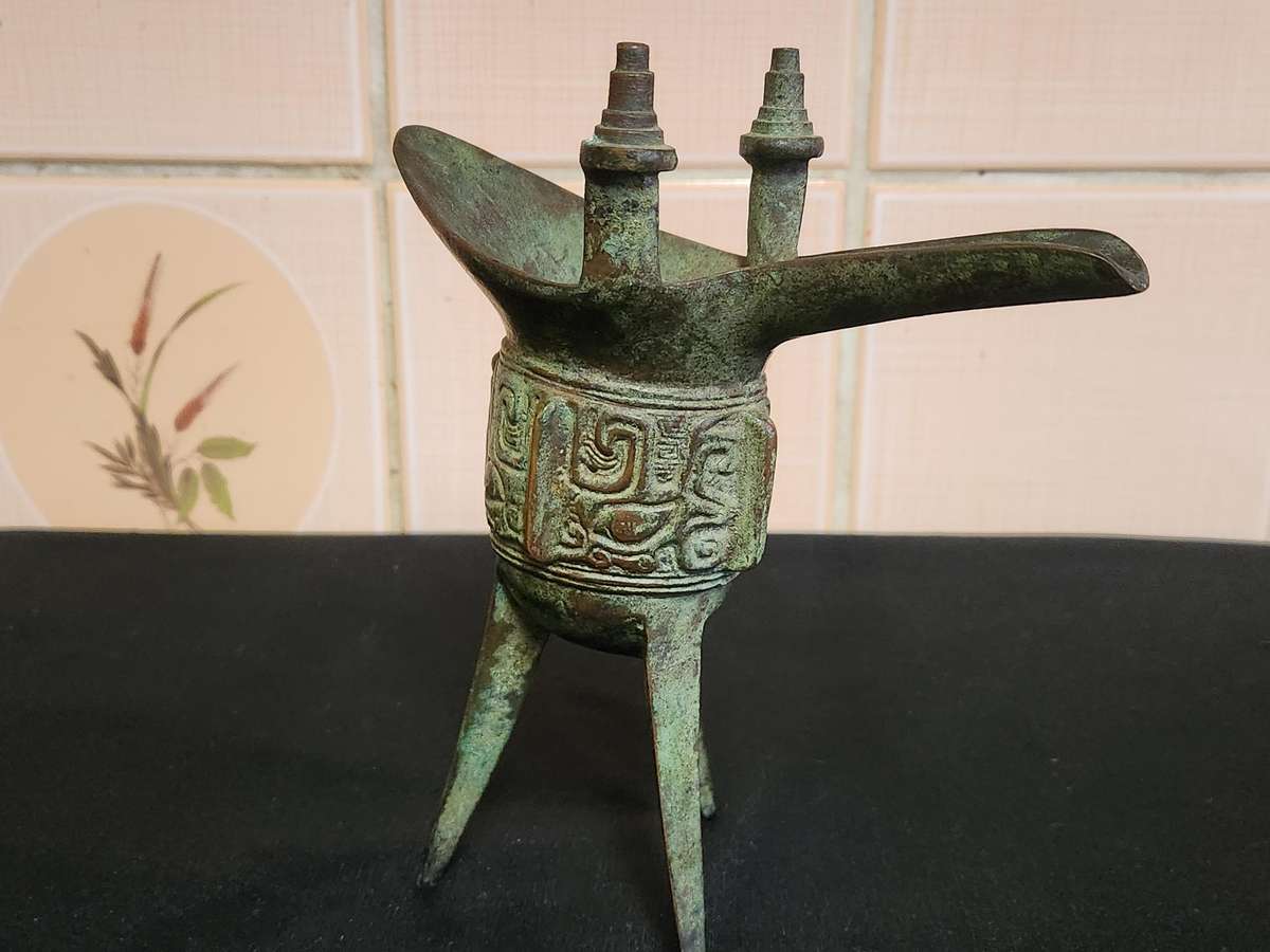 Antique Chinese Bronze Jue Tripod Wine Vessel