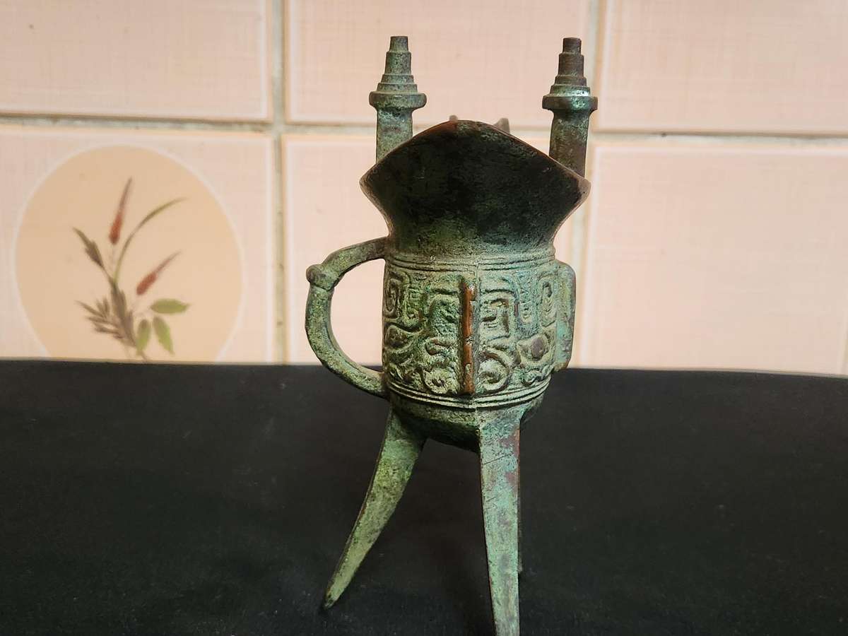 Antique Chinese Bronze Jue Tripod Wine Vessel