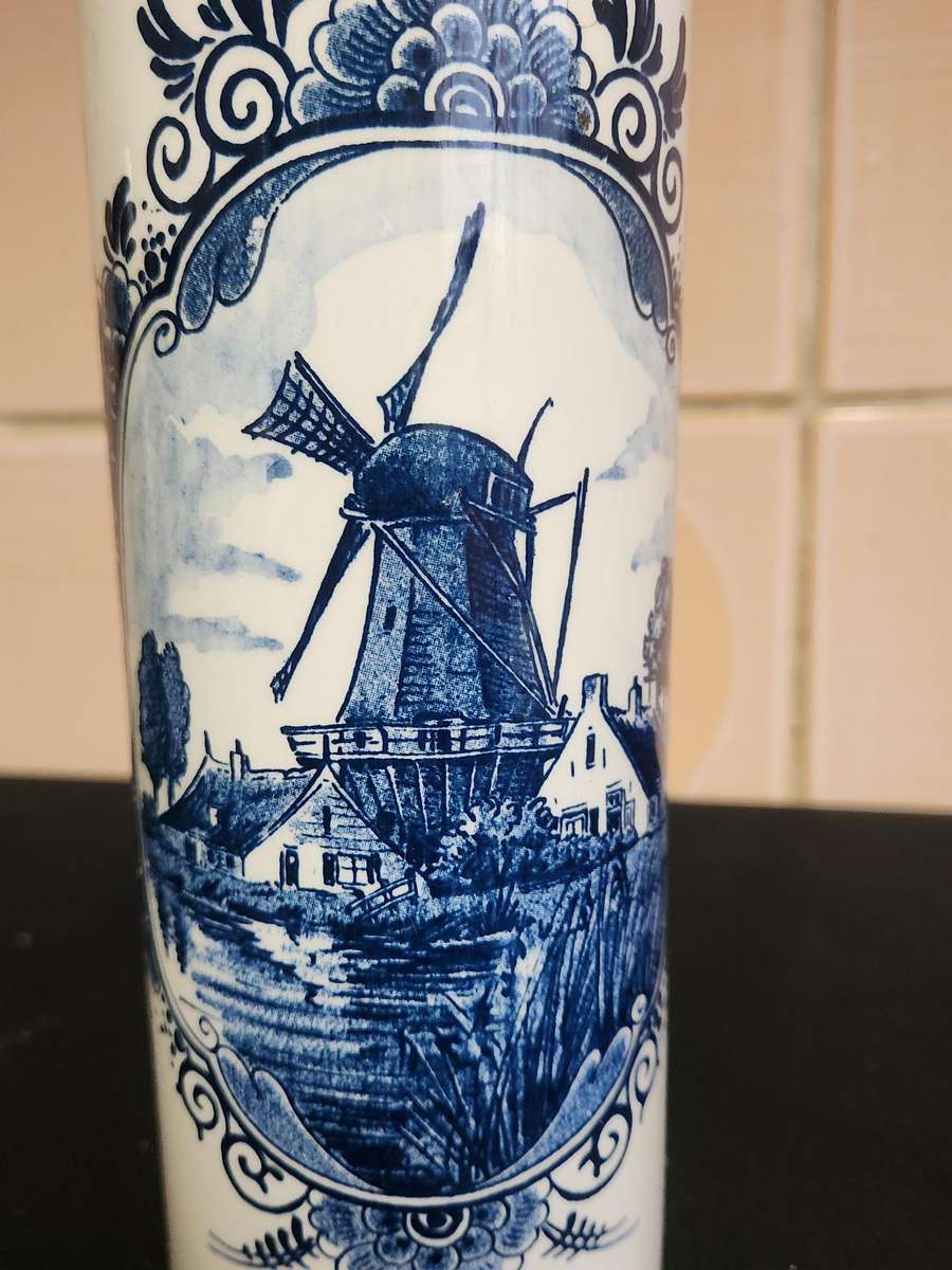 VINTAGE DELFT BLAAUW HOLLAND DECANTER
