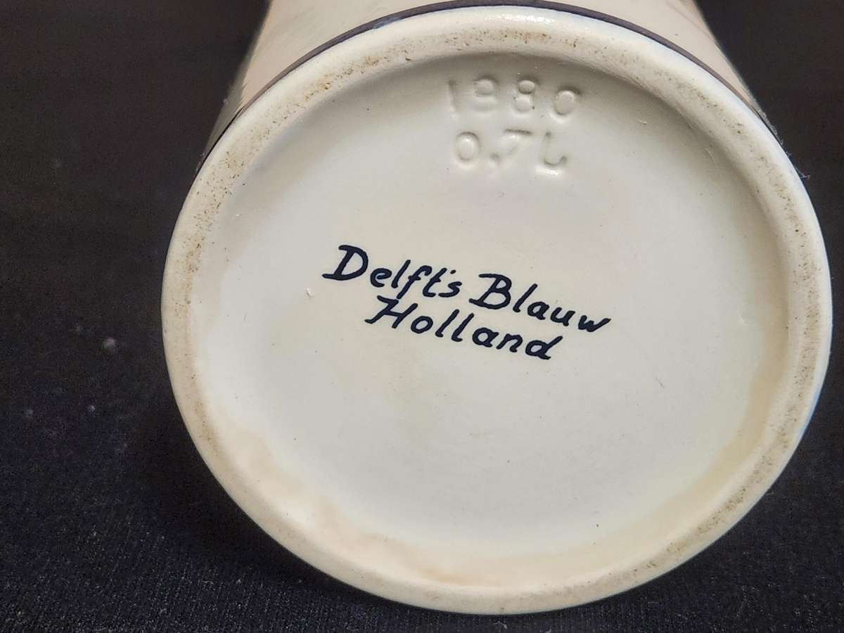 VINTAGE DELFT BLAAUW HOLLAND DECANTER