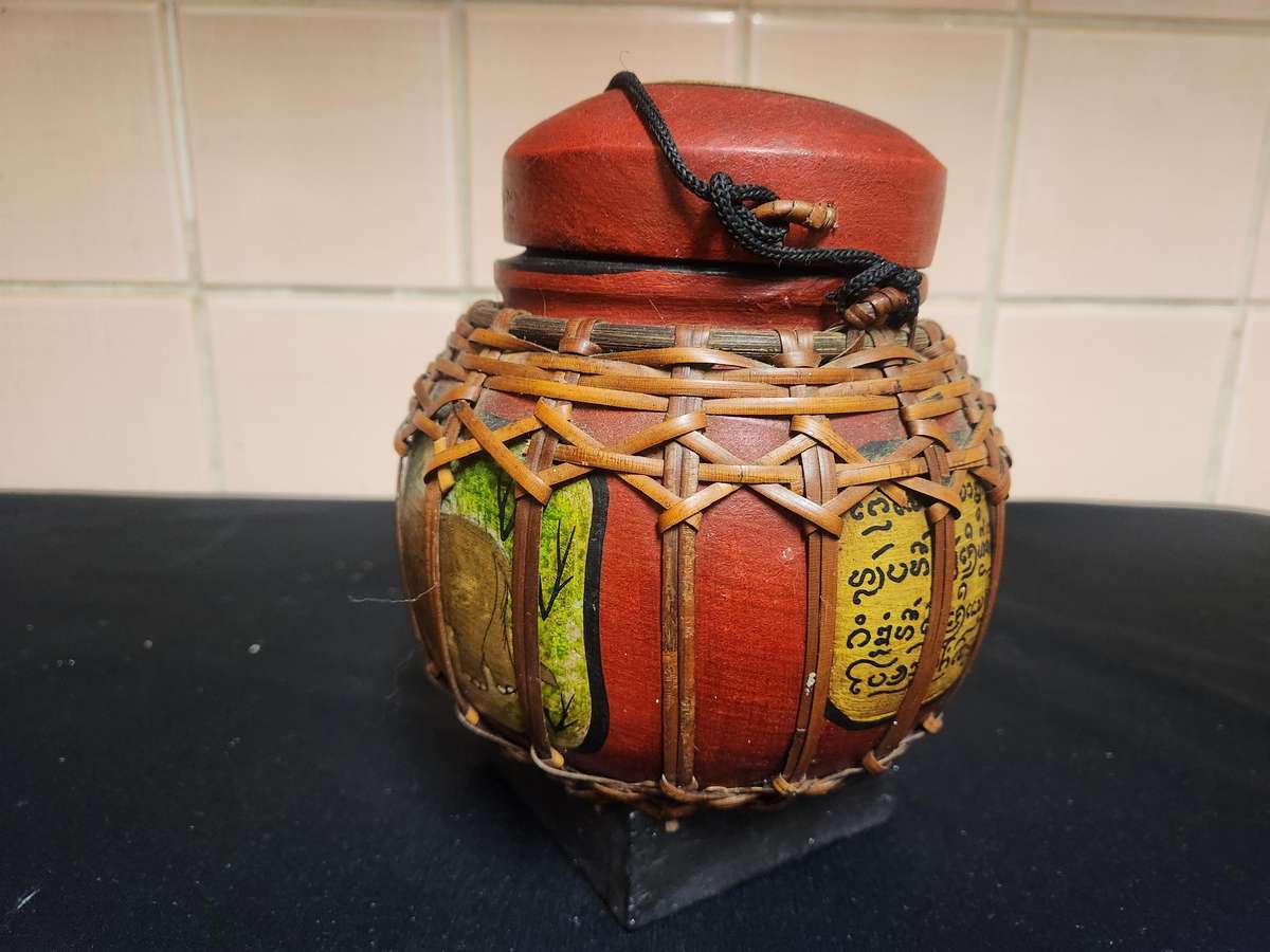 VINTAGE THAILAND BAMBOO RICE BUCKET 1 OF 2