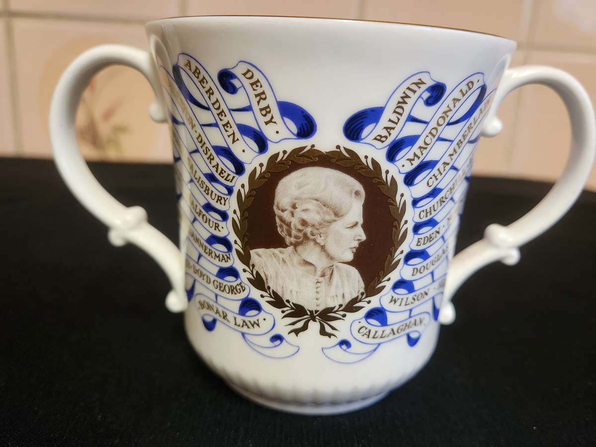 WINSTON CHURCHILL AND MARGARET THATCHER COMMEMORATIVE MUGS