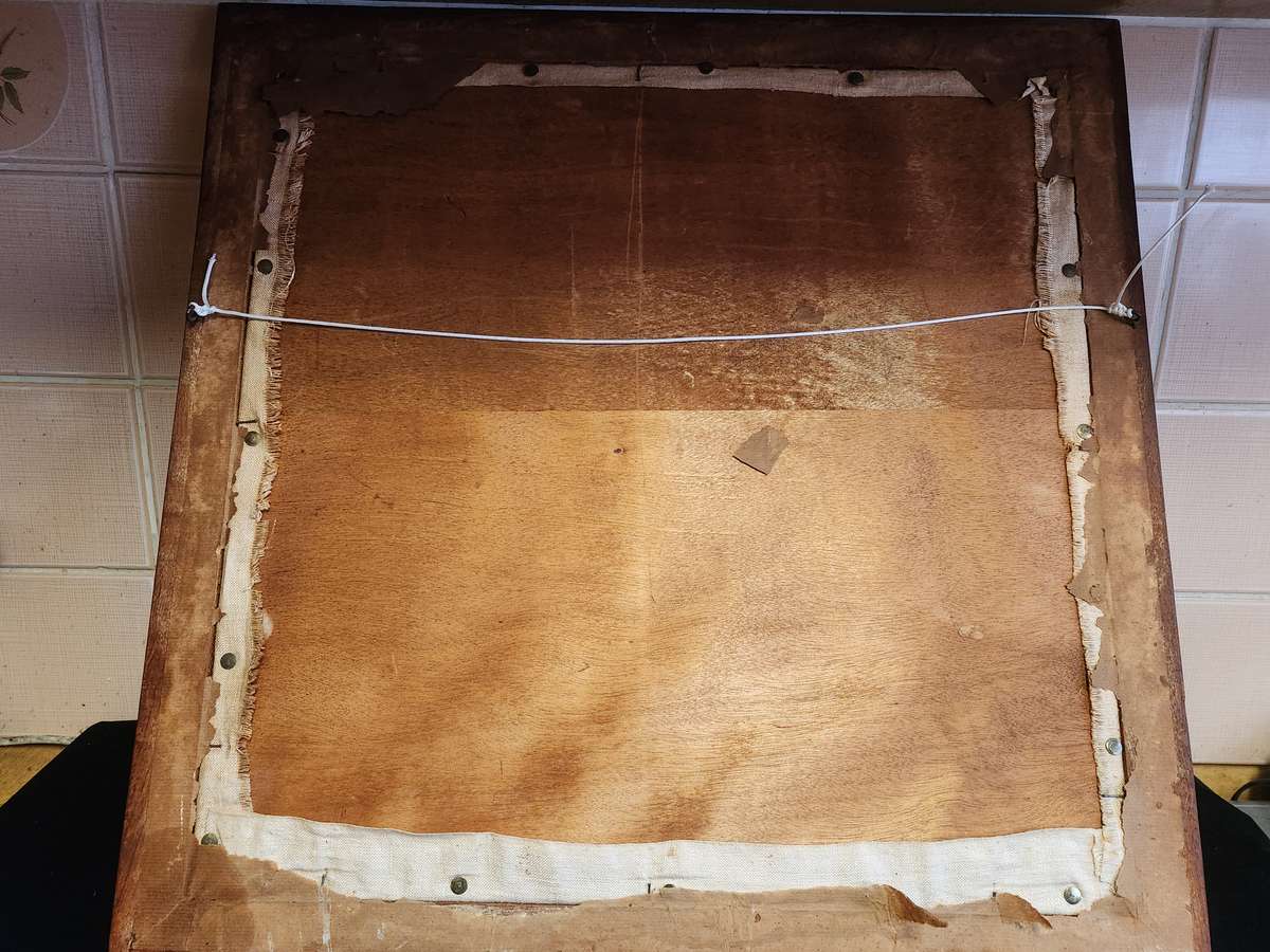 VINTAGE NEEDLEPOINT TAPESTRY IN A BEAUTIFUL HARDWOOD FRAME