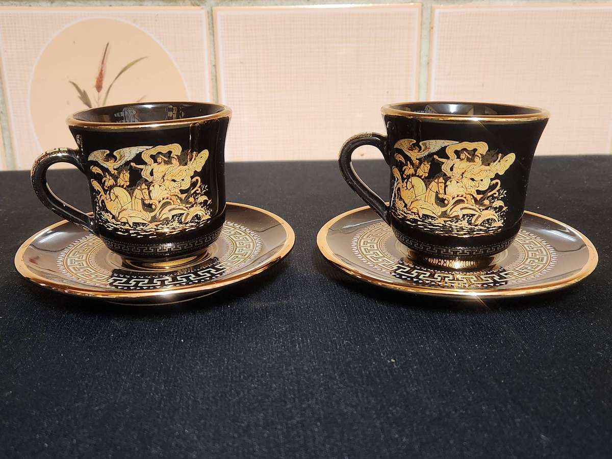 PAIR OF FOUR HANDMADE IN GREECE DEMITASSE CUPS AND SAUCERS WITH A 24 K GOLD FINISHING