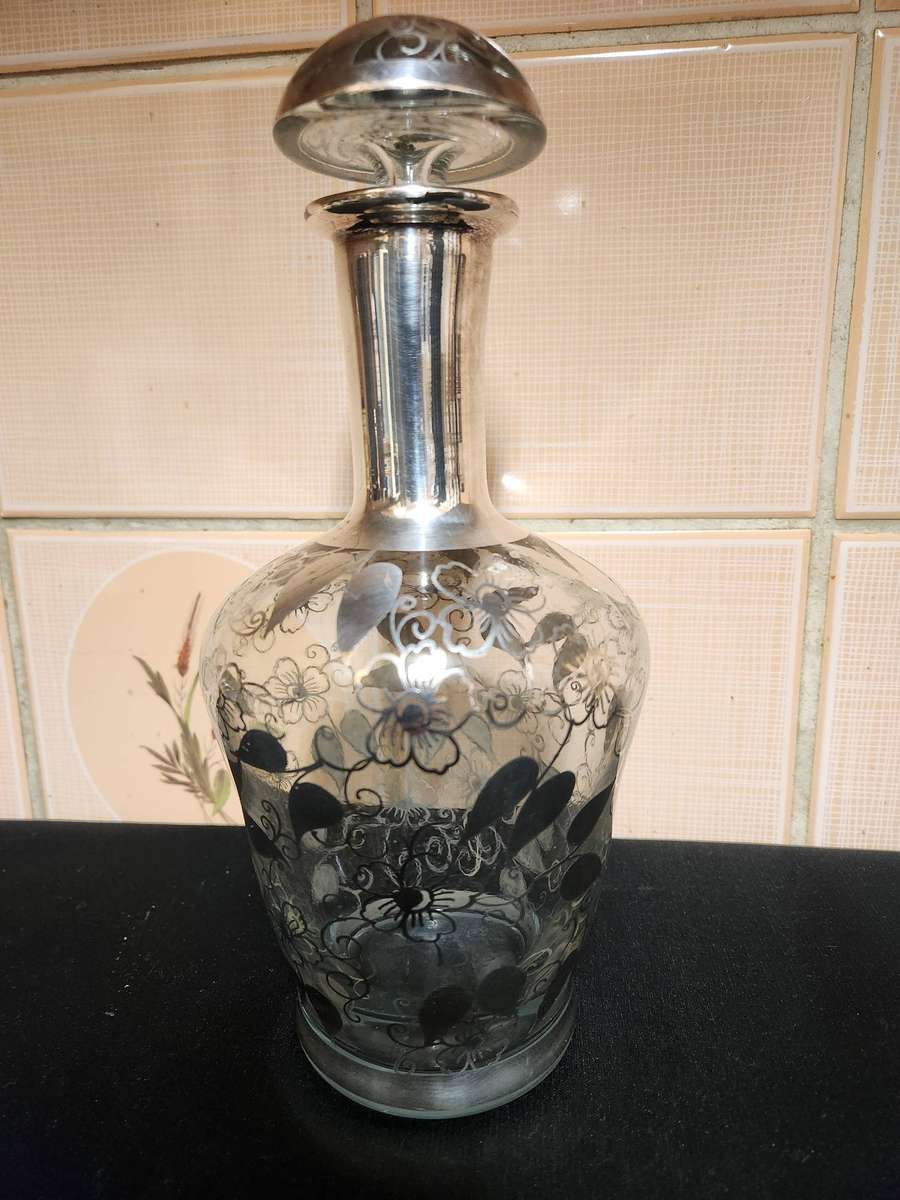 VINTAGE STERLING SILVER OVERLAY DECANTER AND TWO LIQUEUR GLASSES