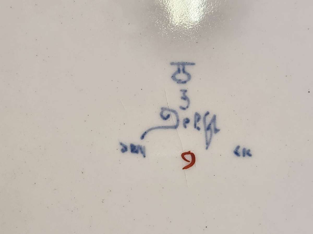 RARE ROYAL DELFT PIJNACKER IMARI STYLE LARGE CHARGER