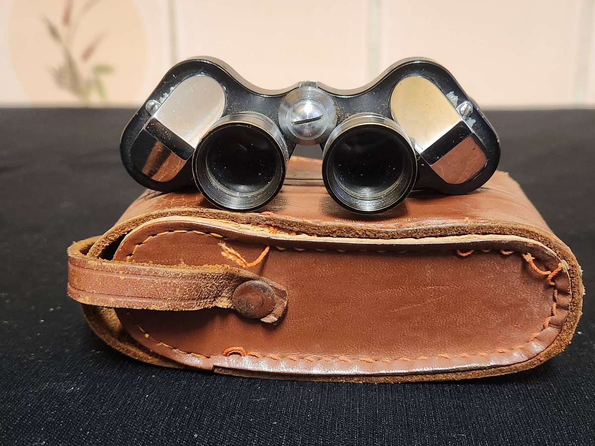 VINTAGE KANEL 6 X 15 OPERA BINOCULARS