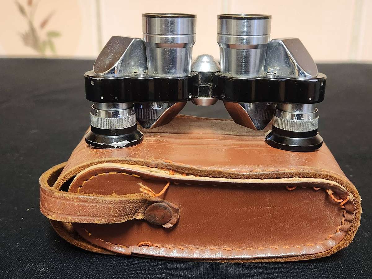 VINTAGE KANEL 6 X 15 OPERA BINOCULARS