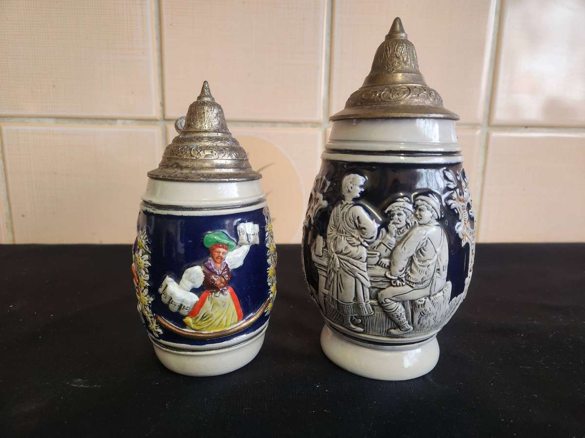 VINTAGE PAIR  OF THEWALT AND GERZ WESTERN GERMANY BEERSTEINS