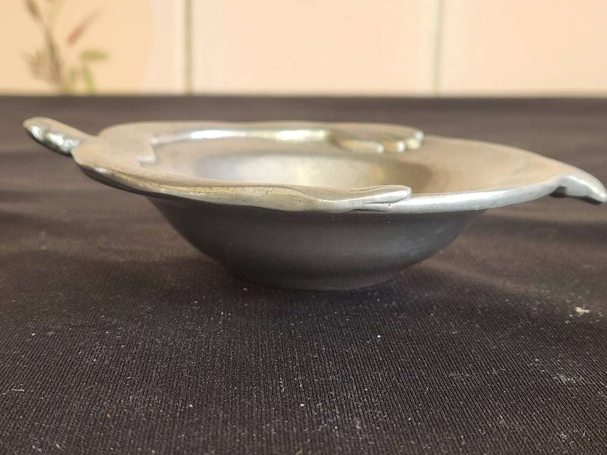 CARROL BOYES FUNCTIONAL ART EARLY DESIGN PEWTER BOWL