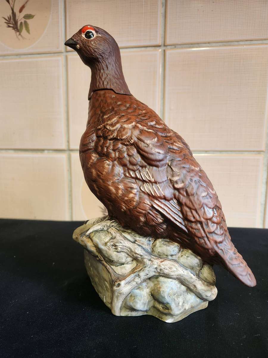 VINTAGE ROYAL DOULTON MATTHEW GLOAG THE FAMOUS GROUSE LIQUEUR BOTTLE