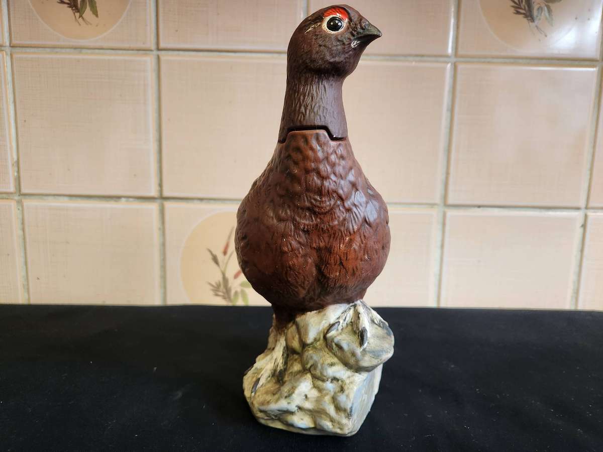 VINTAGE ROYAL DOULTON MATTHEW GLOAG THE FAMOUS GROUSE LIQUEUR BOTTLE
