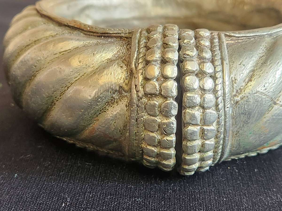 Rare Antique 1800's North African Omani Slave Bangle