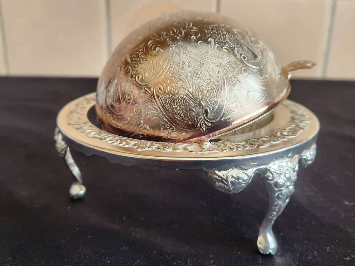 BEAUTIFUL CHROMIUM PLATED FOOTED CAVIAR DISH