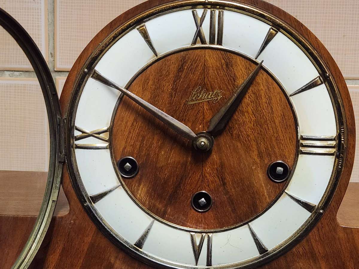 VINTAGE AUGUST SCHATZ AND SOHNE MANTEL CLOCK, WORKING