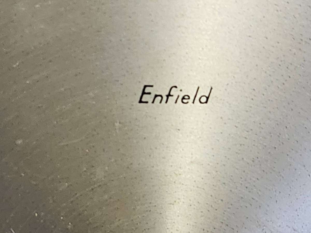 VINTAGE ENFIELD MADE IN ENGLAND MANTEL CLOCK FOR RESTORATION, WORKING