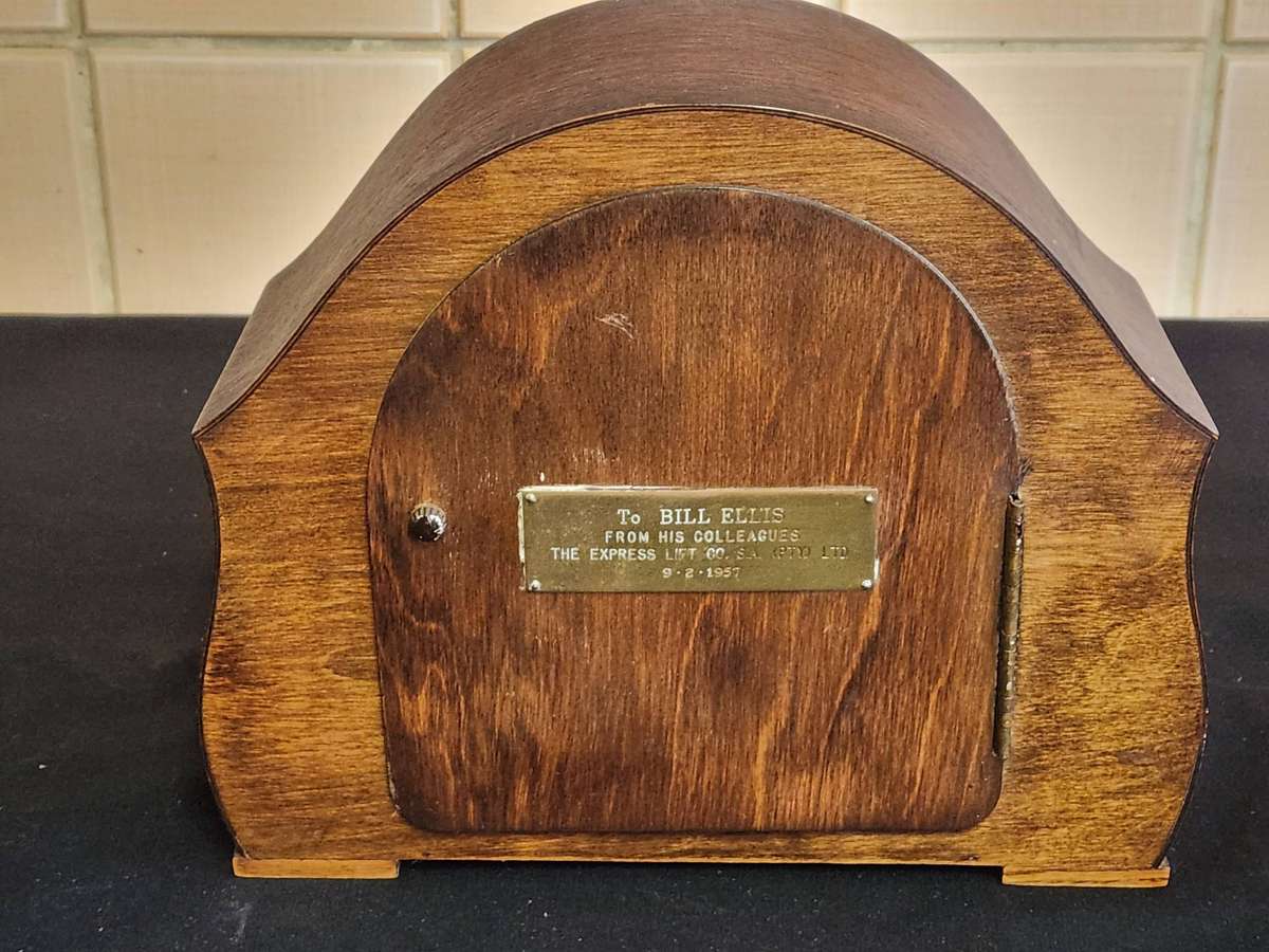 VINTAGE ENFIELD MADE IN ENGLAND MANTEL CLOCK FOR RESTORATION, WORKING