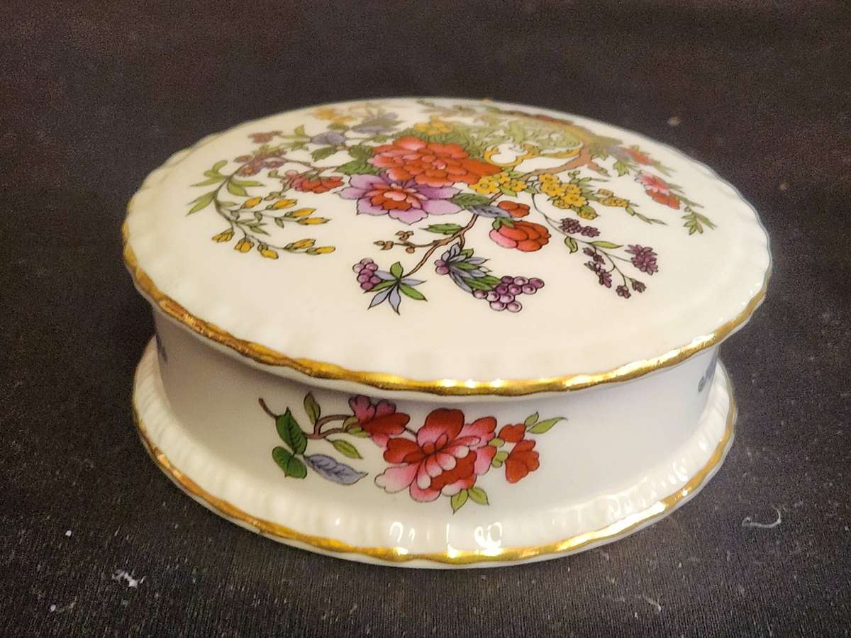 AWESOME PARAGON TREE OF KASHMIR PORCELAIN TRINKET BOX