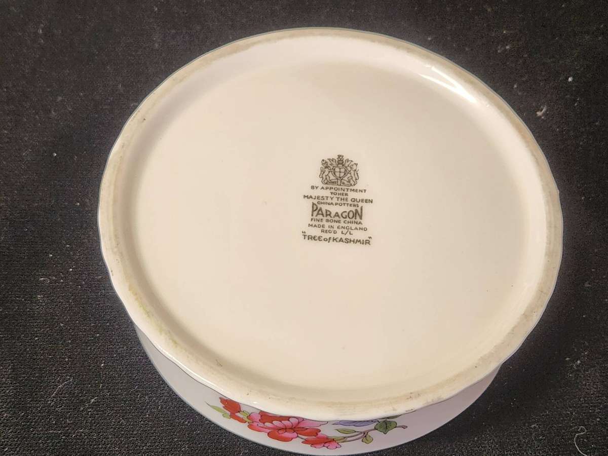 AWESOME PARAGON TREE OF KASHMIR PORCELAIN TRINKET BOX