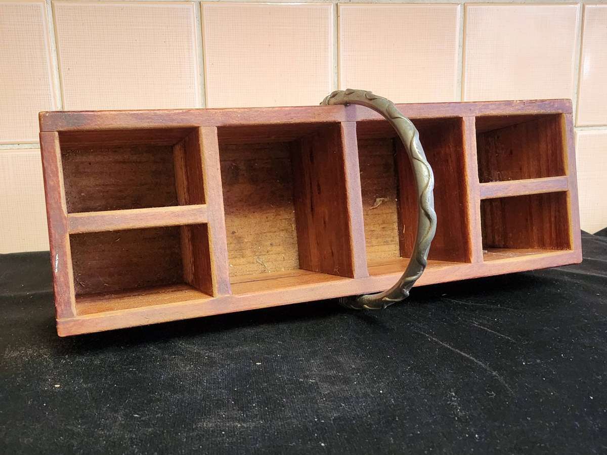 CARROL BOYES EARLY DESIGN WOOD AND PEWTER CUTLERY HOLDER