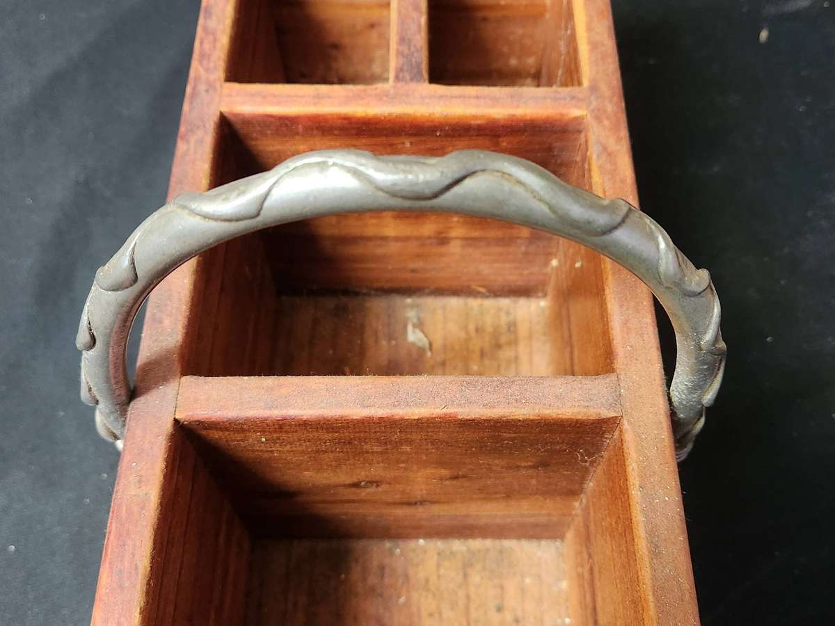 CARROL BOYES EARLY DESIGN WOOD AND PEWTER CUTLERY HOLDER