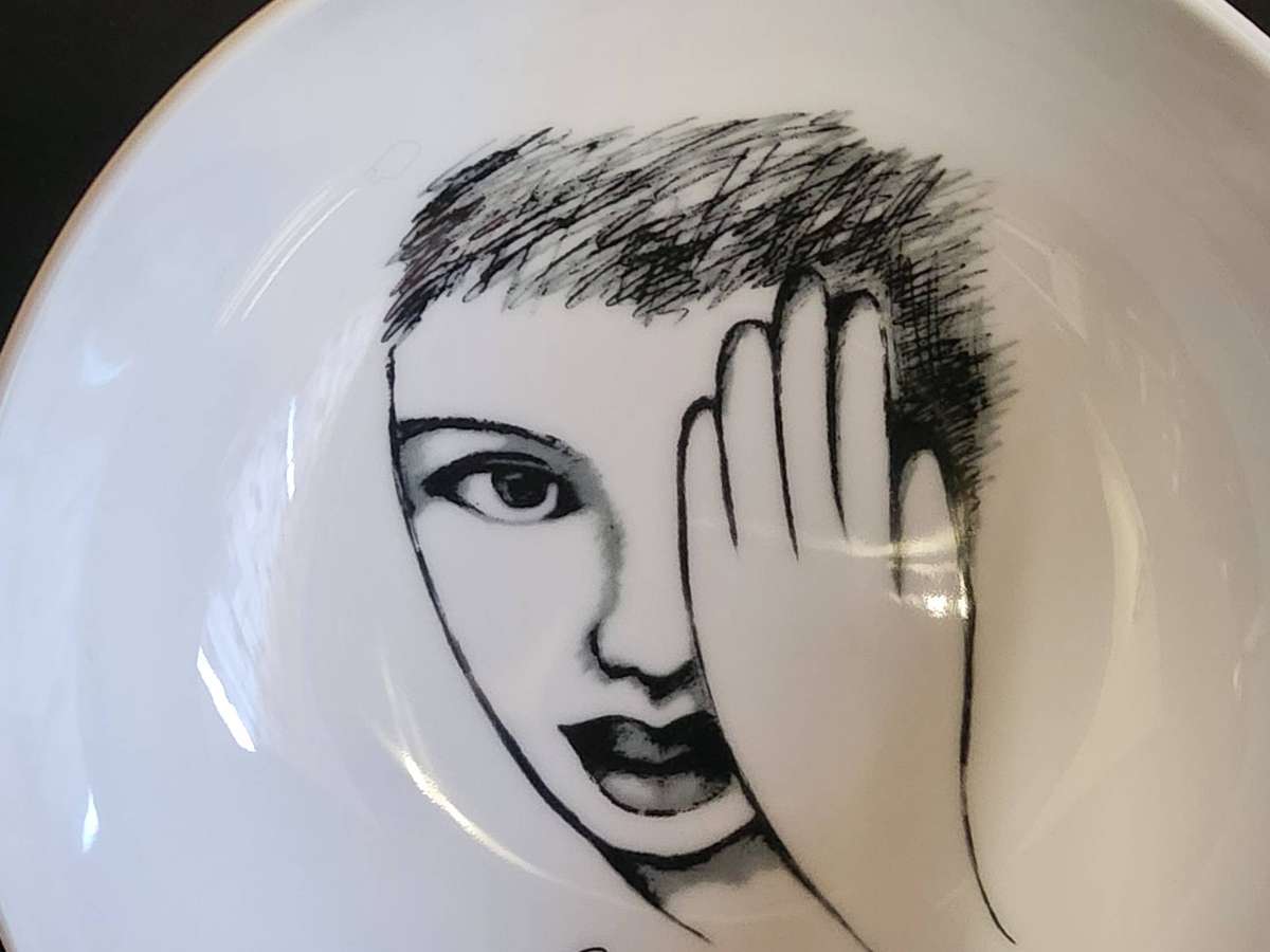 CARROL BOYES FUNCTIONAL ART PORCELAIN BOWL