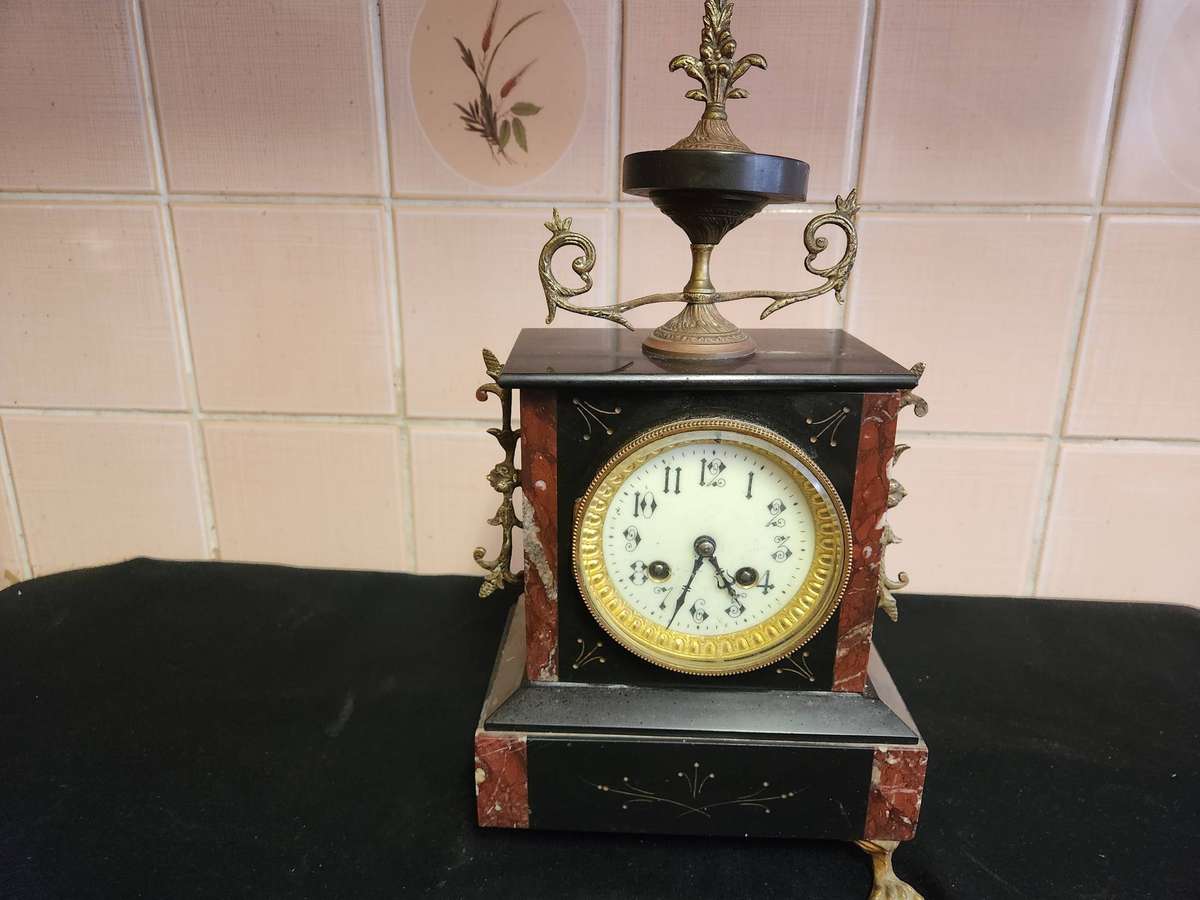 ANTIQUE 19th CENTURY FRENCH MARBLE MANTEL CLOCK FOR RESTORATION