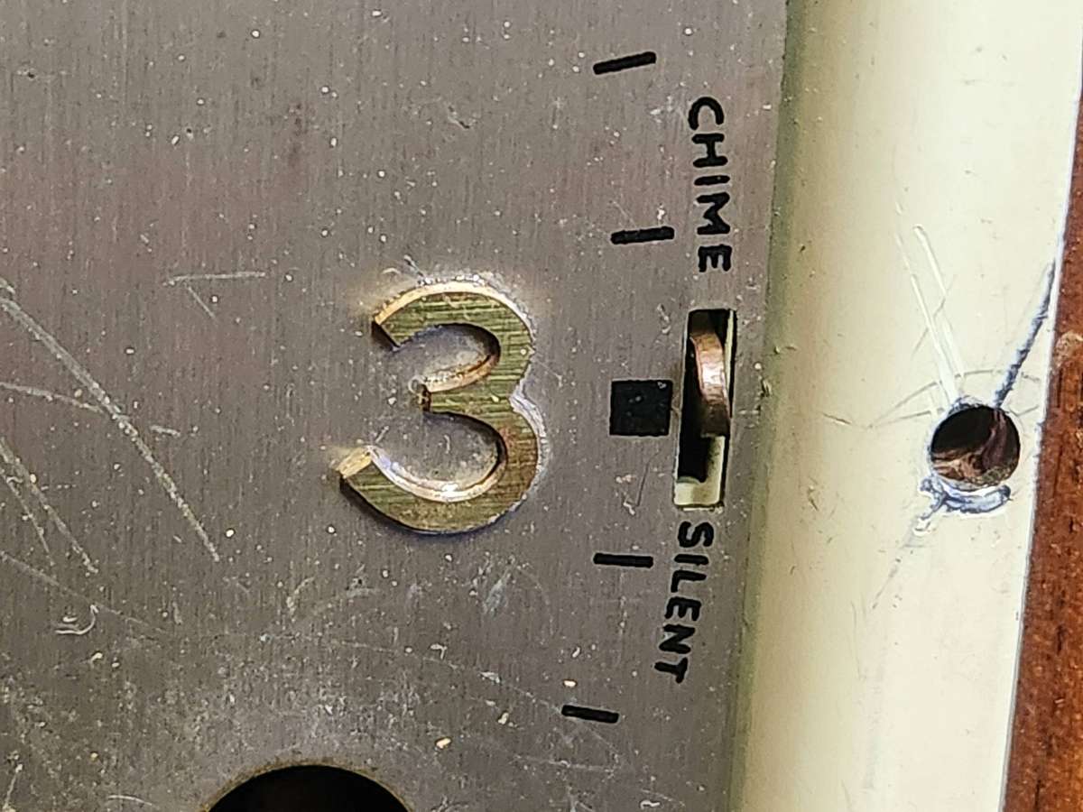 ANTIQUE ELLIOTT CLOCK ENGLAND FOR RESTORATION