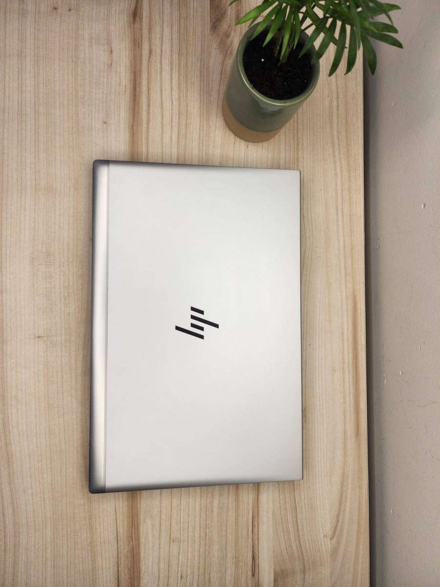 HP EliteBook 840 G8 LTE  11th Gen Intel Core i5  8GB  256GB SSD MINT