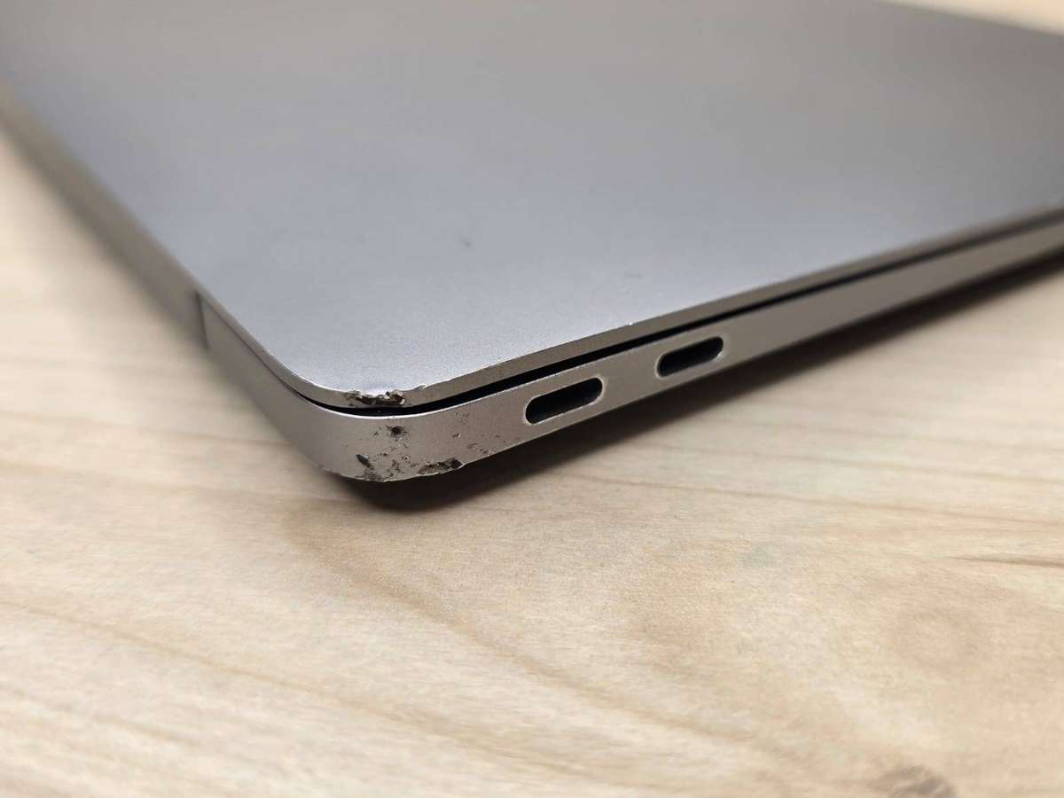 Apple MacBook Air 13 Retina (2018) | Intel i5 | 8GB RAM | 128GB SSD | Space Grey | macOS Sonoma