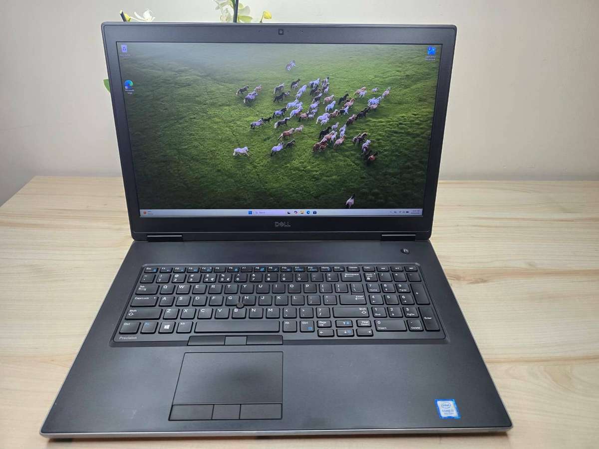 Dell Precision 7730 17.3 Workstation | Intel Core i7-8750H | 16GB RAM | 256GB SSD | New Battery