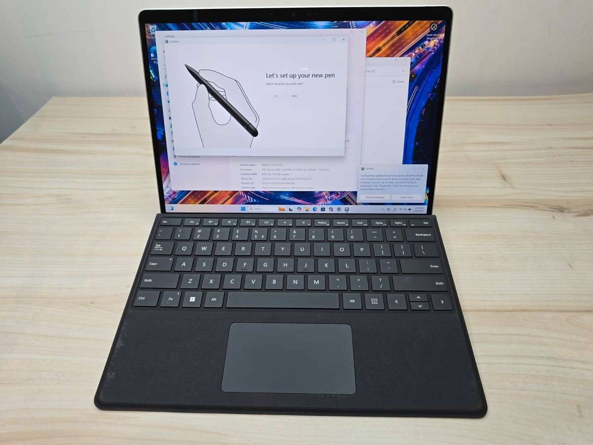 Microsoft Surface Pro 8 | 11th Gen i3 | 8GB RAM | 128GB SSD | Touchscreen | Iris Xe | Keyboard + Pen