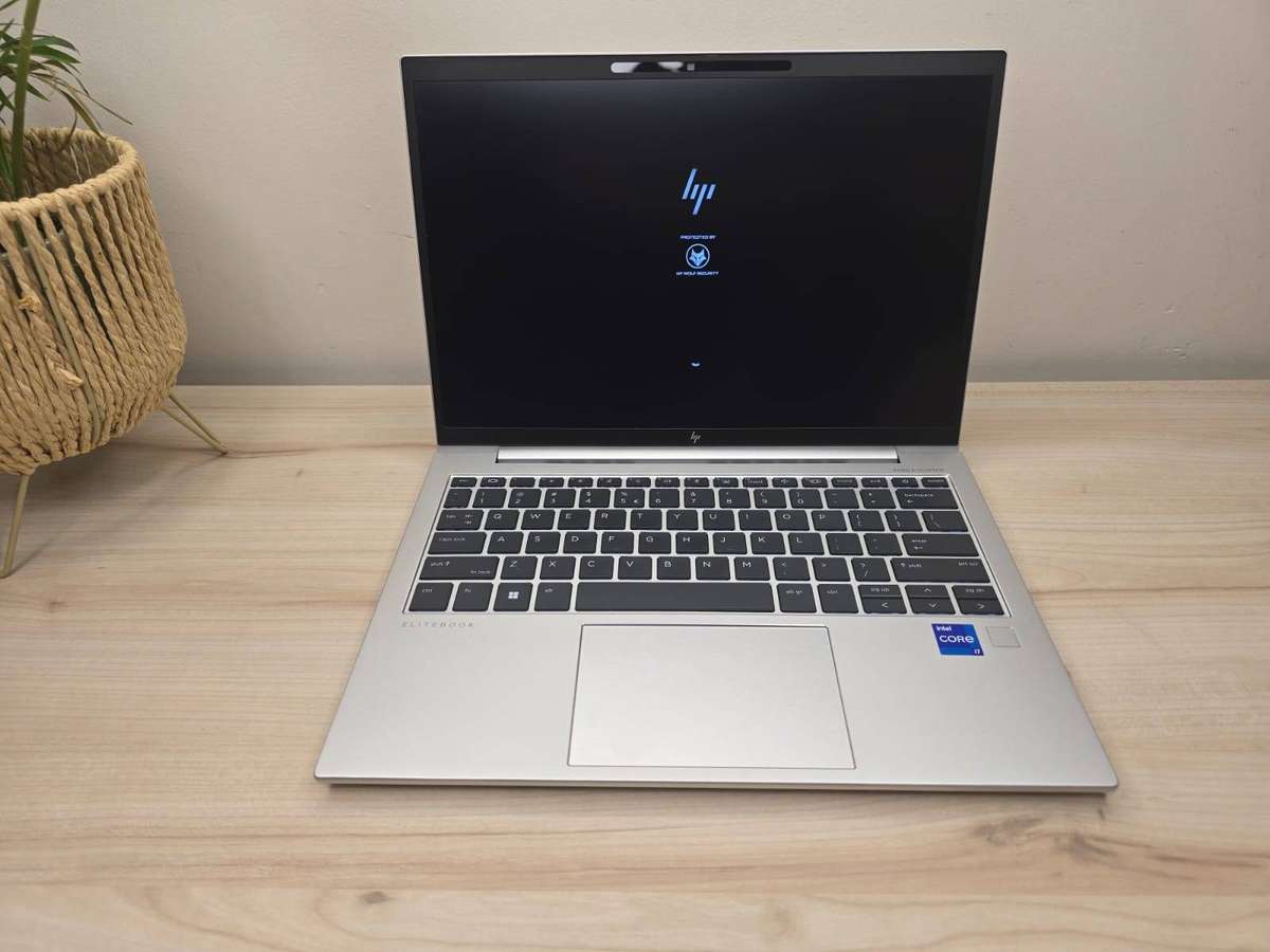 HP EliteBook 830 G10 Touch | 13th Gen Intel Core i7-1355U | 16GB RAM | 512GB SSD | LTE