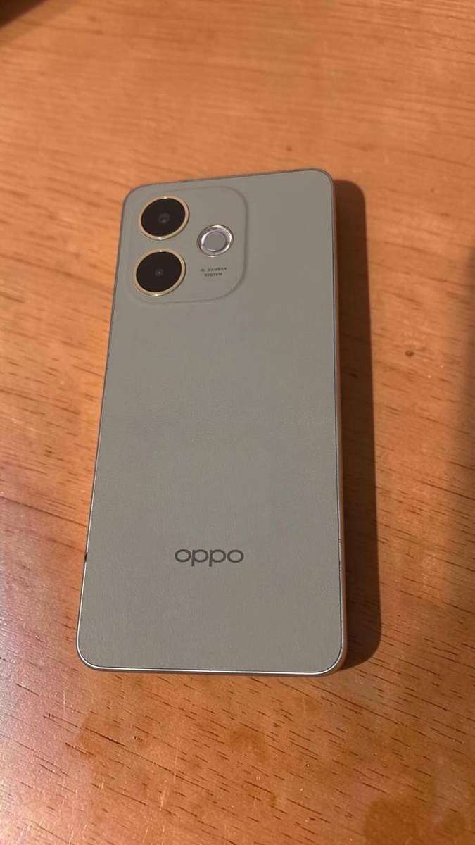 OPPO A5 Pro 256GB / 8GB RAM  Like New