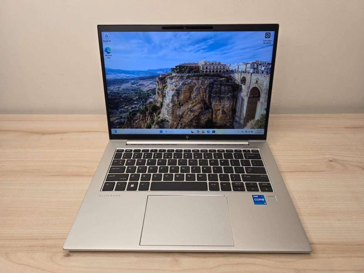 HP EliteBook 840 G9 LTE  12th Gen Intel Core i5 · 16GB · 512GB SSD Mint