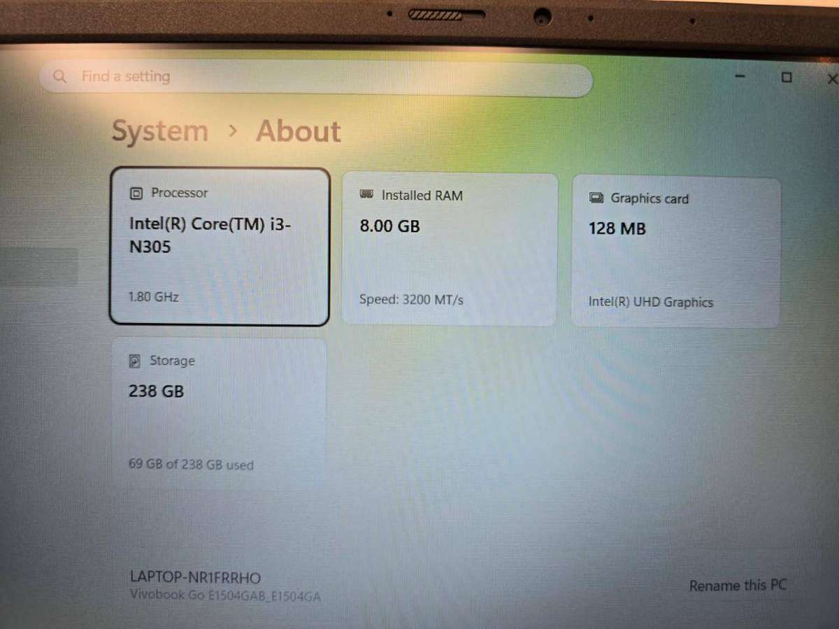 ASUS Vivobook Go 15 (E1504GA)  12th Gen Core i3-N305 / 8GB / 256GB SSD